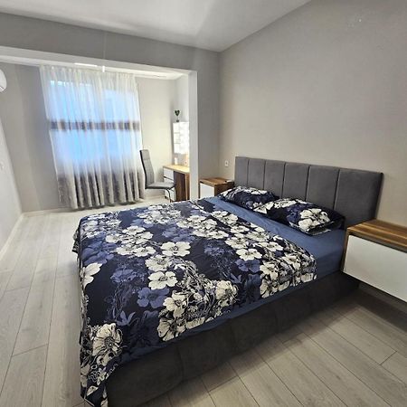 Apartment Bohemi With Free Parking Burgas Exterior photo